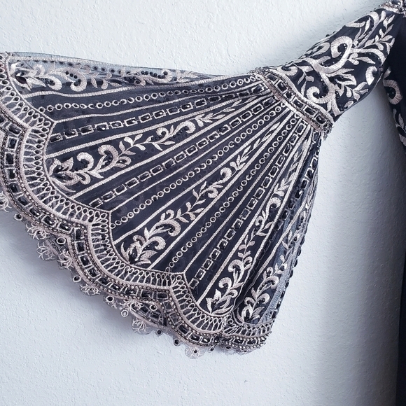 Ellie Wilde Mon Cheri Black Embroidered Bellsleeve Cold Shoulder Gown Prom Dress - Picture 7 of 13